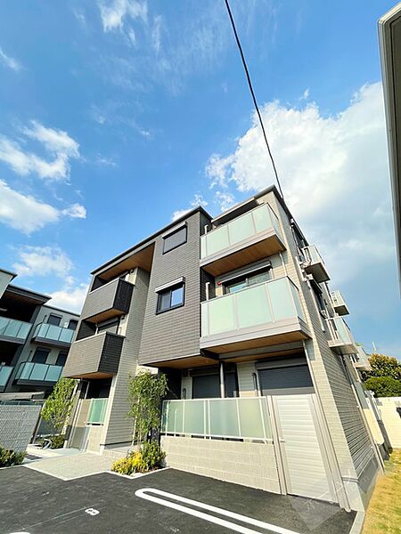 シャーメゾン　セレーノB ｜大阪府堺市西区鳳西町２丁(賃貸マンション1LDK・3階・45.16㎡)の写真 その1