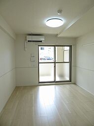 レギオン 305 3階ワンルームのリビング/ダイニング