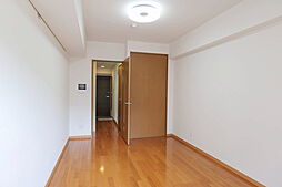 プライムアーバン行徳I 1階1Kのリビング/ダイニング