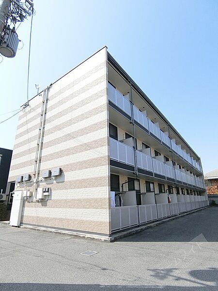 レオパレスクリザンテーム ｜大阪府堺市北区北花田町２丁(賃貸マンション1K・1階・19.87㎡)の写真 その1