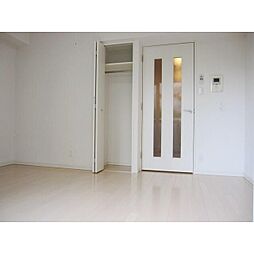 プレール・ドゥーク上高井戸 1階1Kのリビング/ダイニング