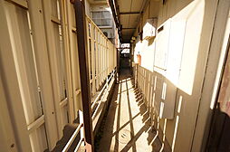 8 / 15