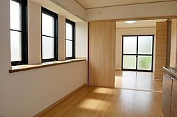 ハウスフローラル 1-B 1階2DKのリビング/ダイニング