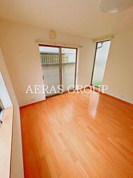 プラム館 1階ワンルームのリビング/ダイニング