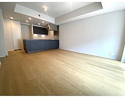 ザ・パークハウス千代田六番町 6階3LDKのリビング/ダイニング