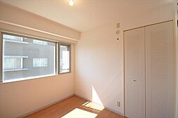 LANAI GARDEN SHINYURI EAST 4階2LDKのリビング/ダイニング