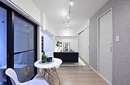 ウイスタリア東五反田ビル 2階1LDKのリビング/ダイニング