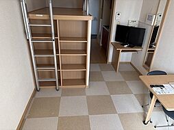 レオパレス嵯峨野 3階1Kのリビング/ダイニング