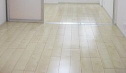 メゾン ド リッシュ 1階1DKのリビング/ダイニング