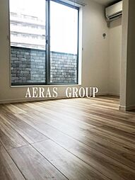 FIRSTORDER RESIDENCES 2階ワンルームのリビング/ダイニング