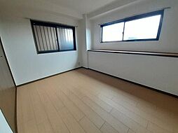 ヒルサイドビュー 3階2DKのリビング/ダイニング