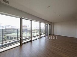 ＴＨＥ　ＣＯＵＲＴ　神宮外苑 8階3LDKのリビング/ダイニング