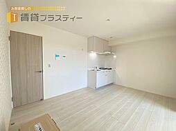 Peaks Funabashi 2階1LDKのリビング/ダイニング