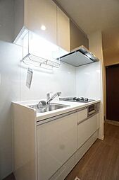 【キッチン】収納が充実しており、キッチンまわりをいつでも綺麗に保てます◎