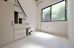 メゾン・ド・シャルール 1階ワンルームのリビング/ダイニング