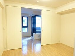 シティハウス東京新橋 8階1LDKのリビング/ダイニング