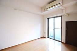 東急田園都市線 三軒茶屋駅 徒歩8分の賃貸マンション 4階1Kのリビング/ダイニング