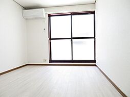 ストークハウス三軒茶屋 2階1Kのリビング/ダイニング