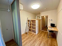 レオパレス彩 1階1Kのリビング/ダイニング