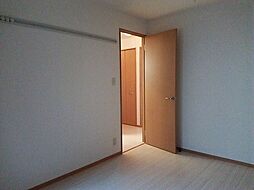 グランパール 1階1LDKのリビング/ダイニング