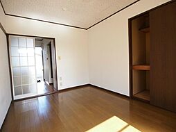 オデラント井の頭 2階1Kのリビング/ダイニング