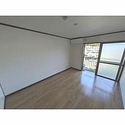 アゼリアコート平尾 202 2階1Kのリビング/ダイニング