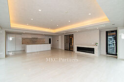 プレステージレジデンス白金台 3階2LDKのリビング/ダイニング