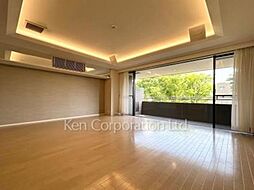 グランドテラス 4階3LDKのリビング/ダイニング