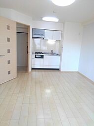 グランドルチェ白山 2階1LDKのリビング/ダイニング