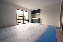 ＧＡＲＡＧＥ　ＨＯＵＳＥ　ＭＩＹＯＳＨＩ　Ｂ棟 B1 2階1LDKのリビング/ダイニング