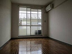 ドゥエル国立 2階1Kのリビング/ダイニング