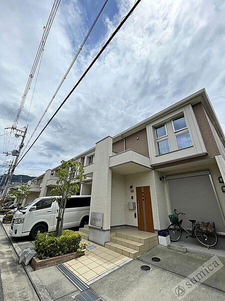 ヴィラージュ新町 ｜大阪府八尾市東山本新町６丁目(賃貸アパート2LDK・1階・62.61㎡)の写真 その1