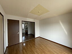 ラパトリア列花須 207 2階2DKのリビング/ダイニング