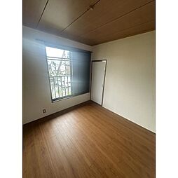 JR中央線 高尾駅 バス10分 石神坂下車 徒歩2分の賃貸アパート 2階2DKのリビング/ダイニング