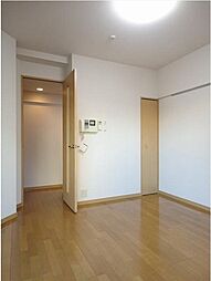 JR山手線 新大久保駅 徒歩4分の賃貸マンション 6階1Kのリビング/ダイニング