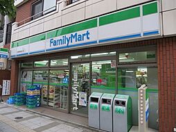 ファミリーマート三田桜田通り店 1531m