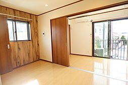 Ｌｏａ　Ｐｌａｔａ松戸 201 2階1DKのリビング/ダイニング