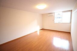 レオパレスかりん 1階1Kのリビング/ダイニング