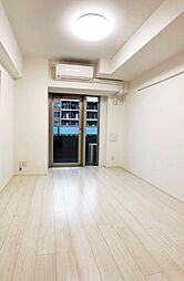 横浜市営地下鉄ブルーライン 吉野町駅 徒歩5分の賃貸マンション 11階1Kのリビング/ダイニング