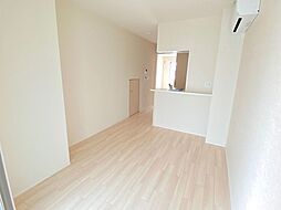 キャトルセゾン 1階1LDKのリビング/ダイニング