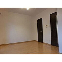 阪急神戸本線 塚口駅 徒歩5分の賃貸マンション 3階1Kのリビング/ダイニング