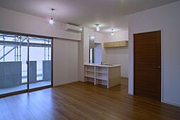 ニューガイアサンコーポフジシン 706 7階2LDKのリビング/ダイニング