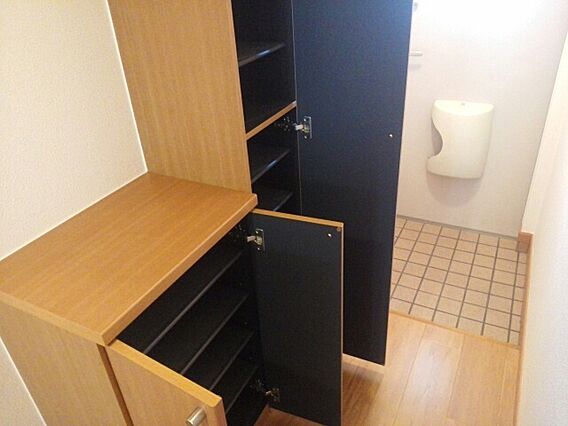 ゴールドクレスト_内装_3