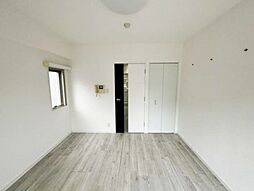 CYNTHIA FOUR-D HATAGAYA 4階1Kのリビング/ダイニング