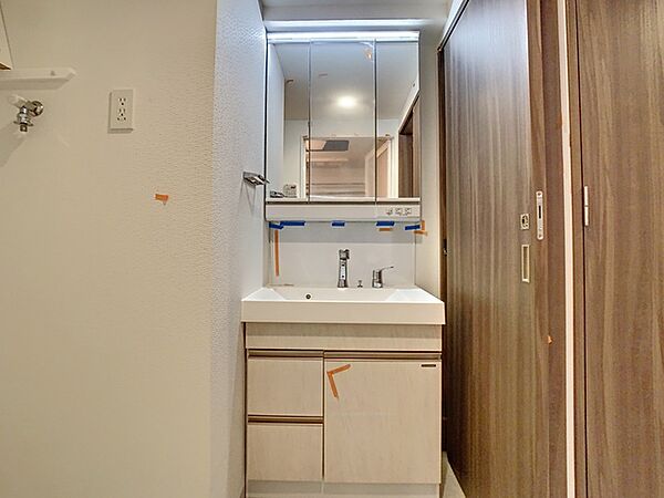 エステムコート新神戸2駅前山手