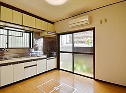 中央戸建 1階4Kのリビング/ダイニング