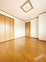 マーベラス 2階1LDKのリビング/ダイニング