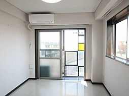 ＦＯＲＥＳＴ 5階1Kのリビング/ダイニング