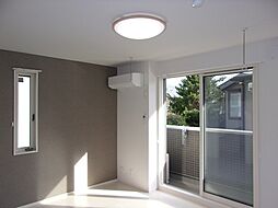 グランシャリオ 2階1Kのリビング/ダイニング