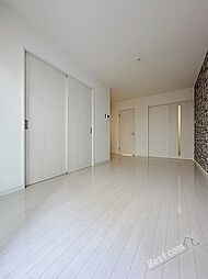 ALEGRIA諏訪ノ森 102 1階1LDKのリビング/ダイニング